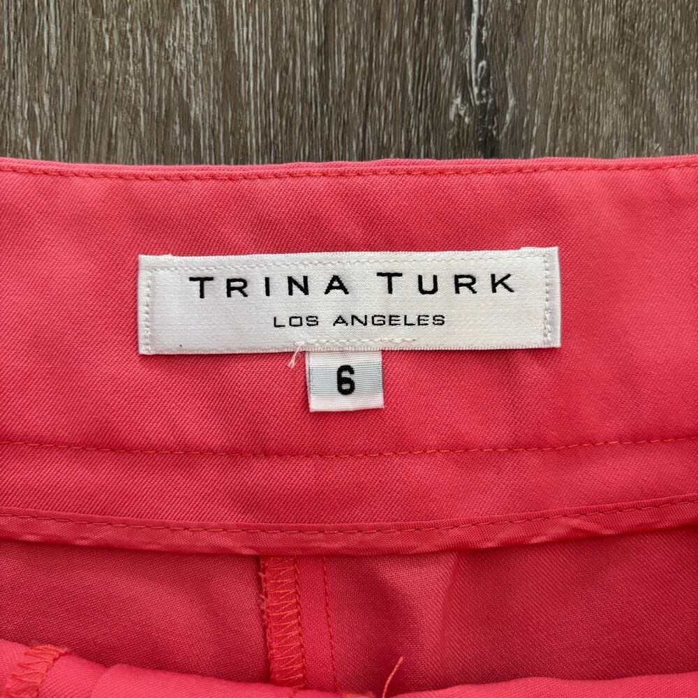 Trina Turk Pleated Shorts in Pink - Size: 6 - Picture 4 of 8